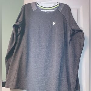 NWOT Old NAVY Gray Long Sleeve Tee with Crew Neck NWOT